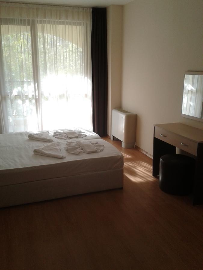 Hotel Seasons 3 阳光海滩 外观 照片