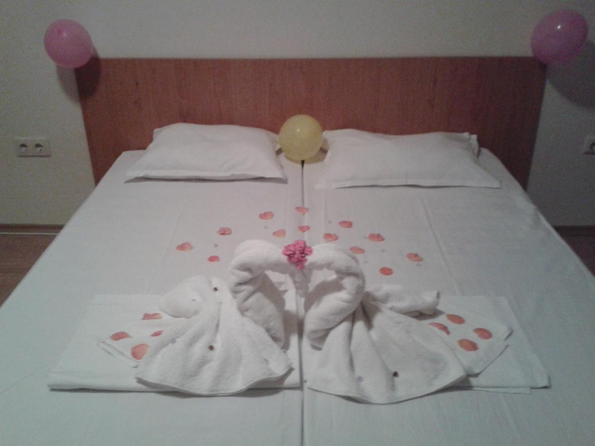 Hotel Seasons 3 阳光海滩 外观 照片